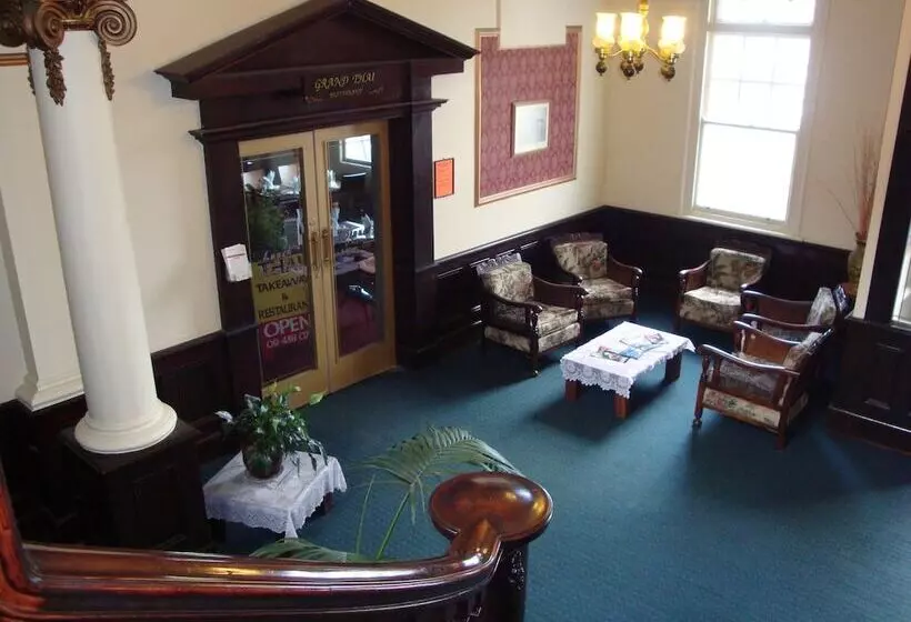 Grand Hotel   Whangarei