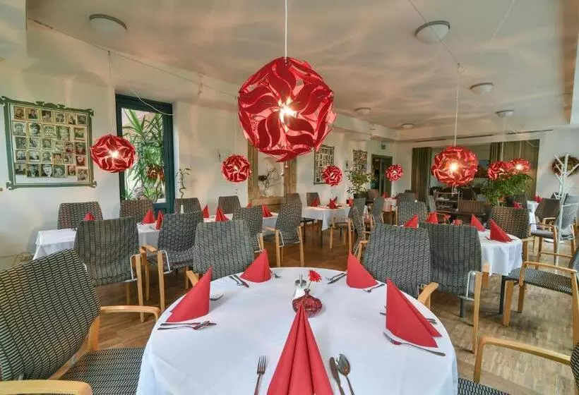 Hotelli Luisenburg Resort