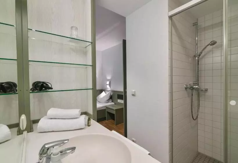 Hotelli Luisenburg Resort