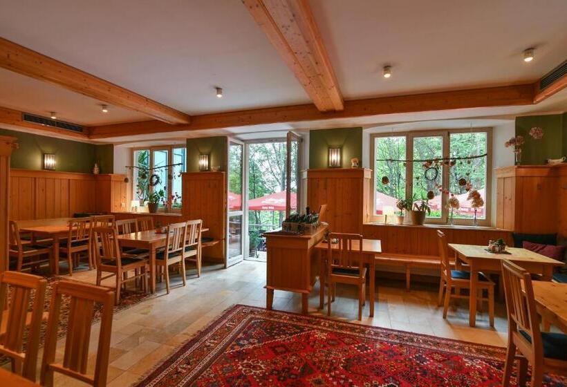 فندق Luisenburg Resort