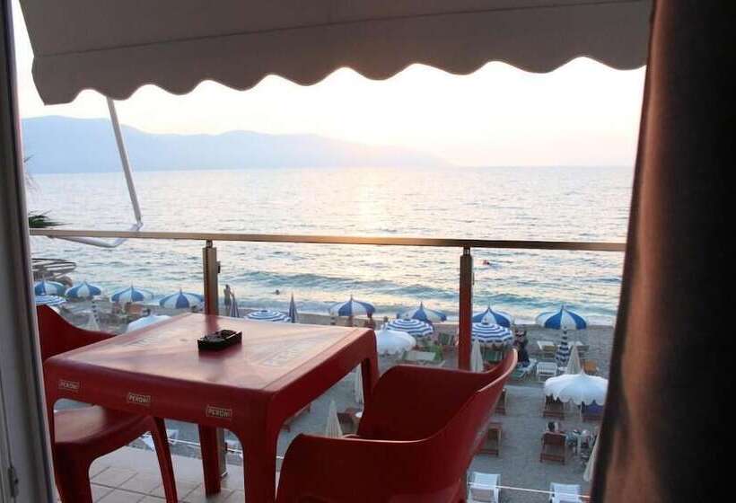 בית מלון כפרי Palmanova Beach Mardok