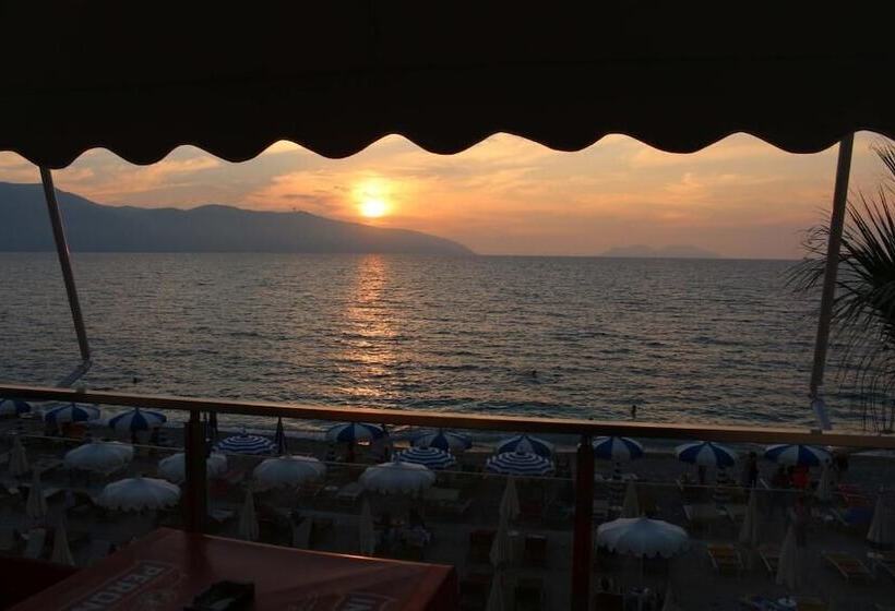 בית מלון כפרי Palmanova Beach Mardok