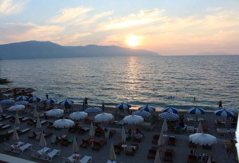 בית מלון כפרי Palmanova Beach Mardok