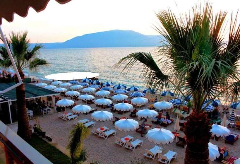 בית מלון כפרי Palmanova Beach Mardok