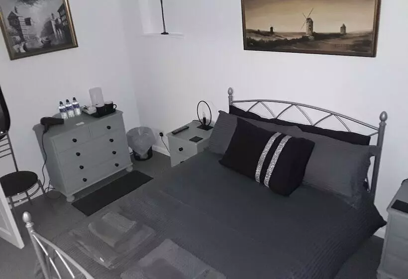 Bed and Breakfast Woodmeads