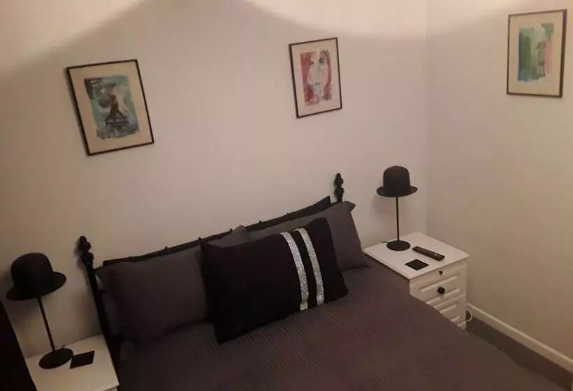 Bed and Breakfast Woodmeads