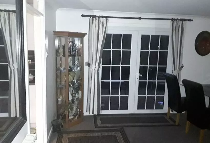 Bed and Breakfast Woodmeads