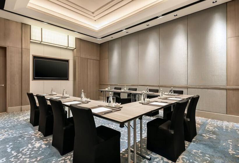 בית מלון כפרי Clark Marriott