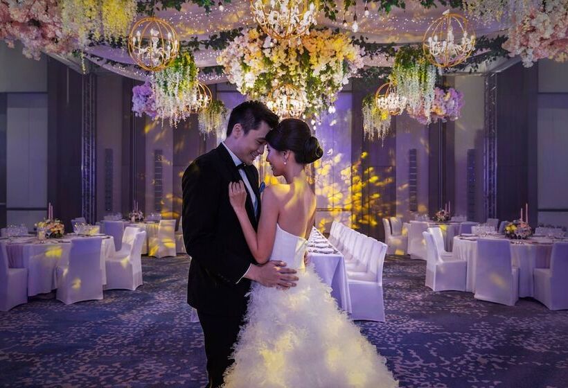 בית מלון כפרי Clark Marriott