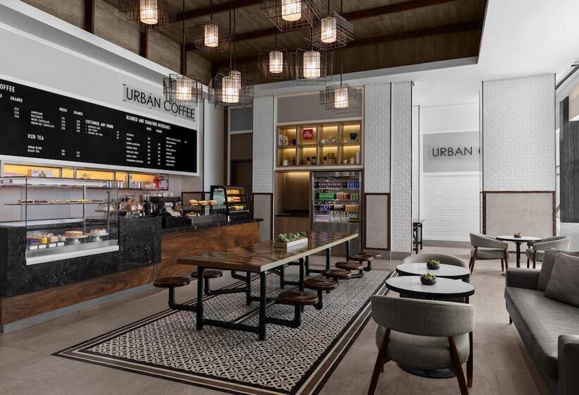 בית מלון כפרי Clark Marriott