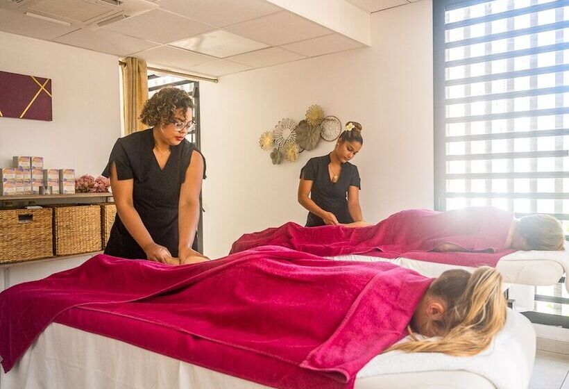 هتل Ness By D Ocean