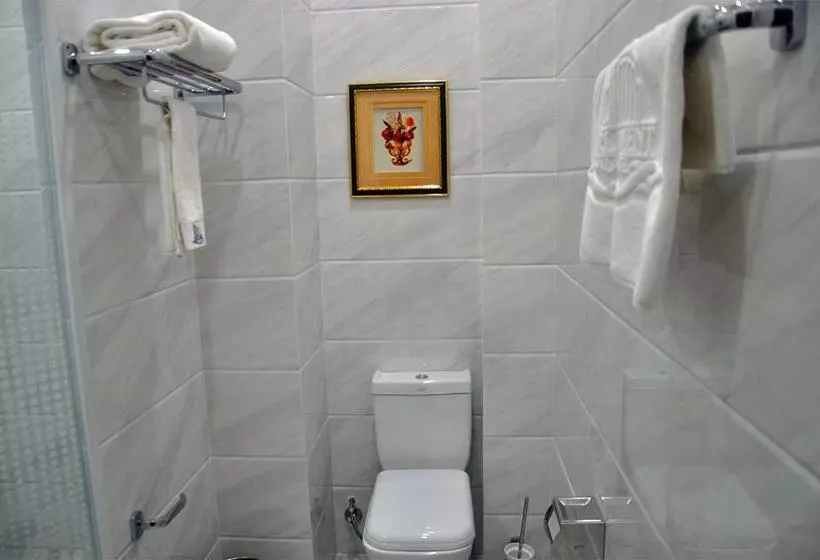 هتل Parliament Palace