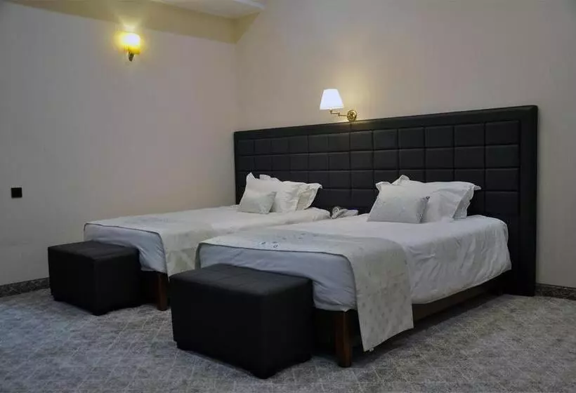 هتل Parliament Palace