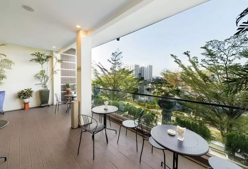 هتل Lake View