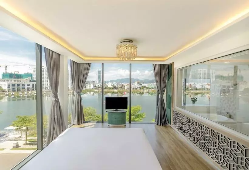 هتل Lake View
