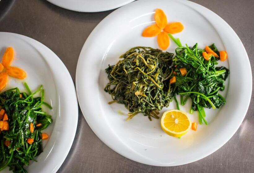 בית מלון כפרי Restaurant Emblema