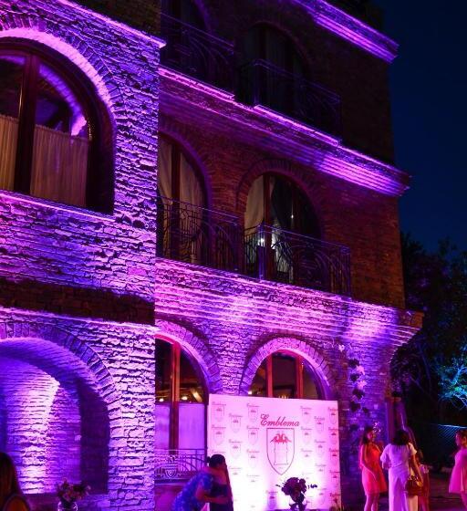 בית מלון כפרי Restaurant Emblema