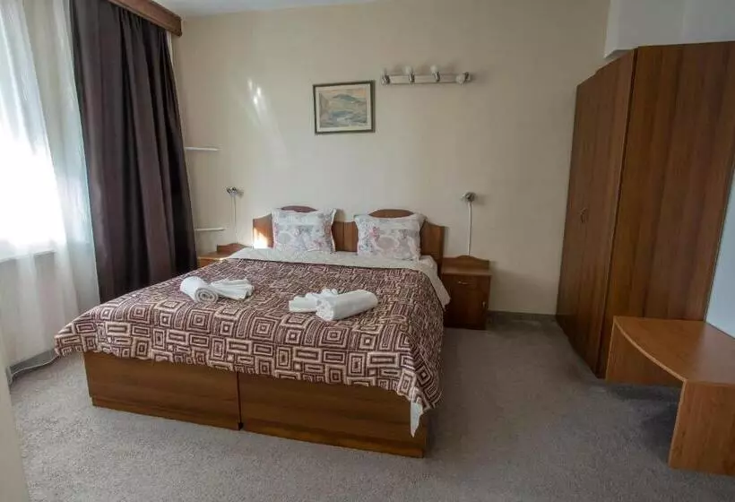 Park Hotel Ivailo