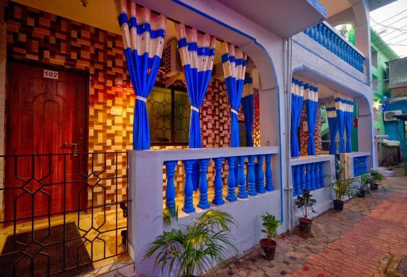 פנסיון Yashdeep House