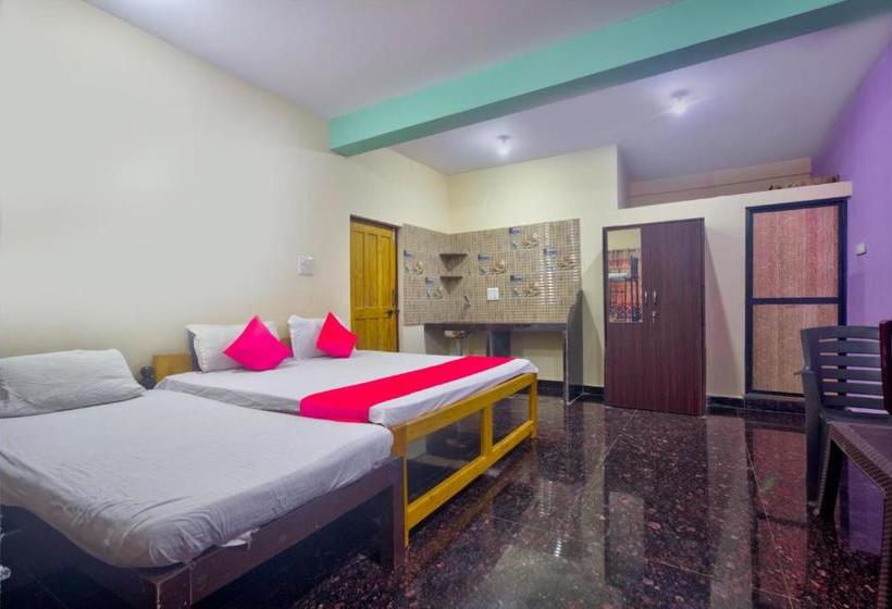 פנסיון Yashdeep House