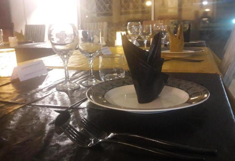 تختخواب و صبحانه Residence La Casa Blanca