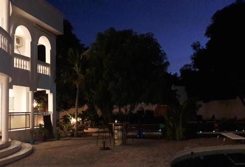 تختخواب و صبحانه Residence La Casa Blanca