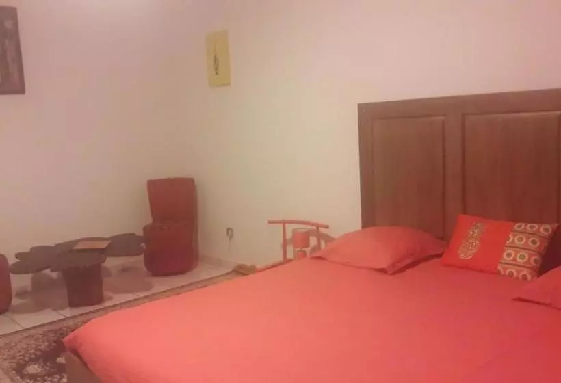 تختخواب و صبحانه Residence La Casa Blanca