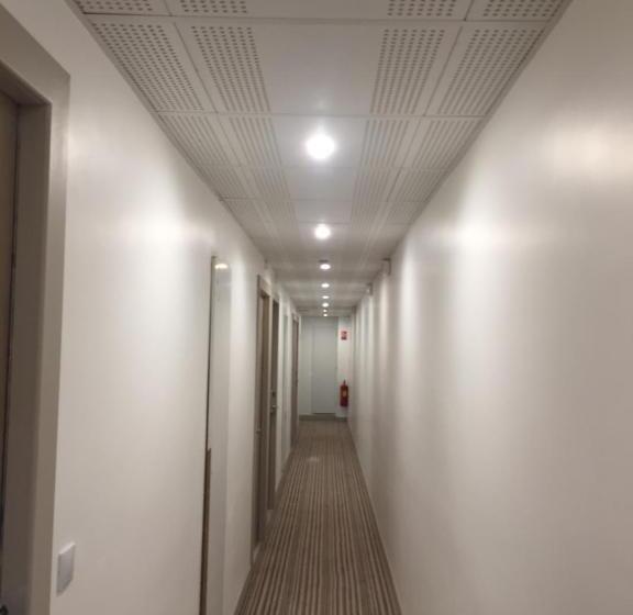 בית מלון כפרי Des Arcades