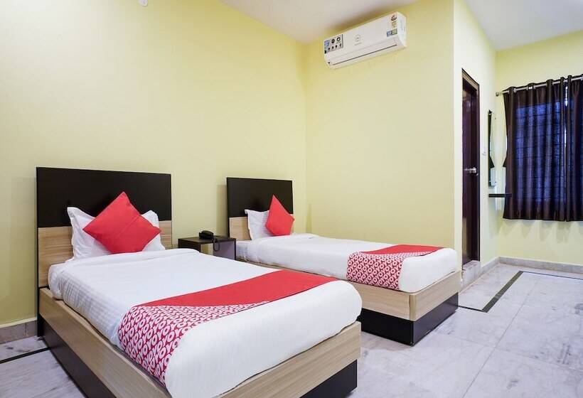 酒店 Oyo 22736 Tulasi Anugana Grand