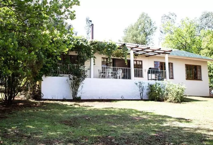 پانسیون Cairn Grace