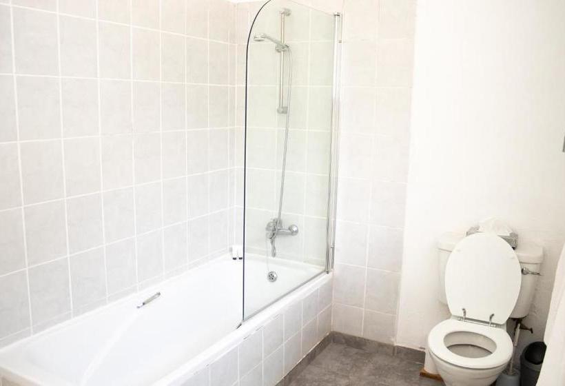 膳宿费 Cairn Grace