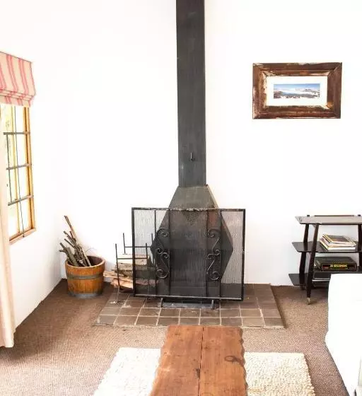 پانسیون Cairn Grace