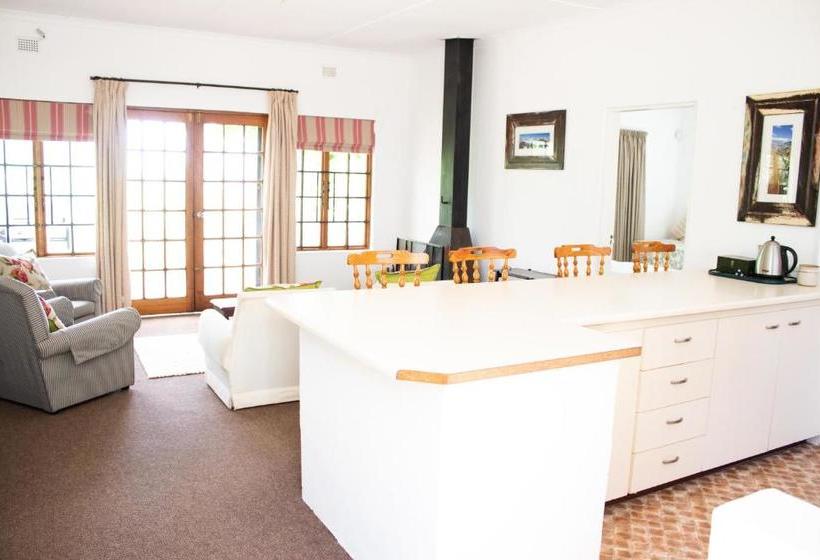 膳宿费 Cairn Grace