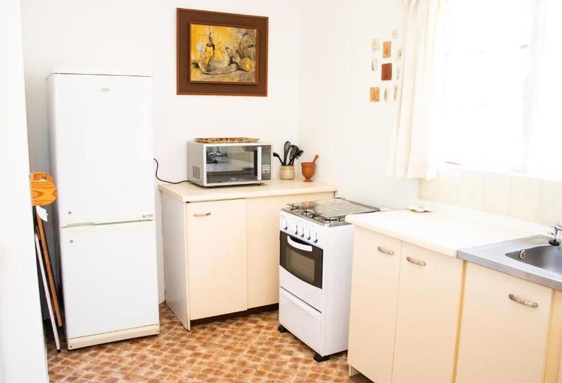 膳宿费 Cairn Grace