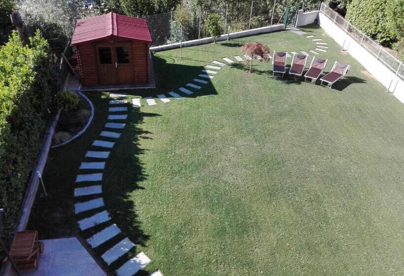 تختخواب و صبحانه Eden