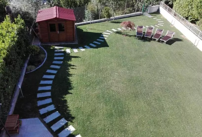 Aamiaismajoitus (B&B) Eden