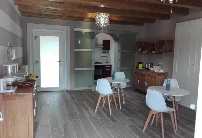 تختخواب و صبحانه Eden