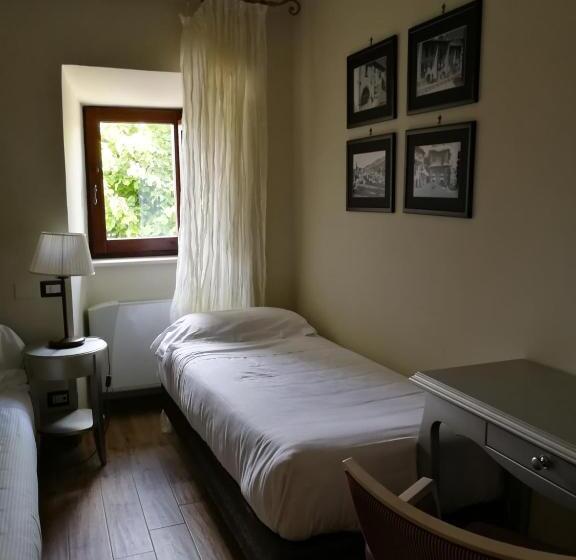 مبيت وإفطار Locanda Tre Frati