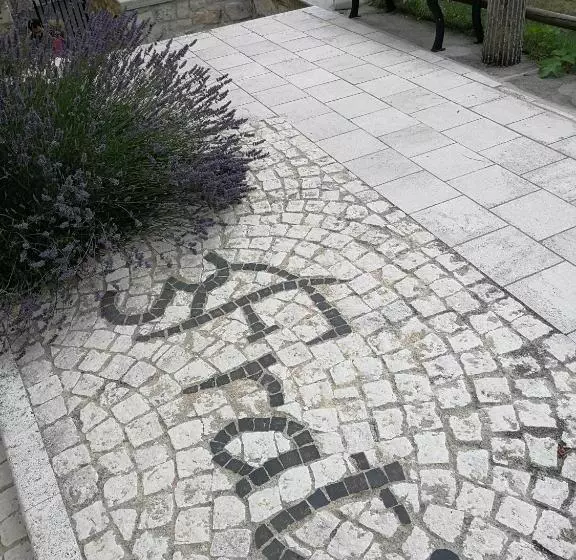 ベッドアンドブレックファースト Locanda Tre Frati