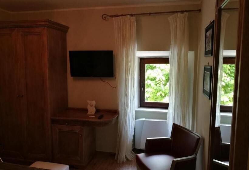 مبيت وإفطار Locanda Tre Frati