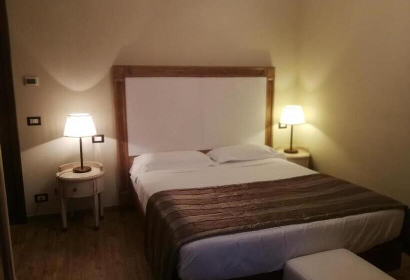 مبيت وإفطار Locanda Tre Frati