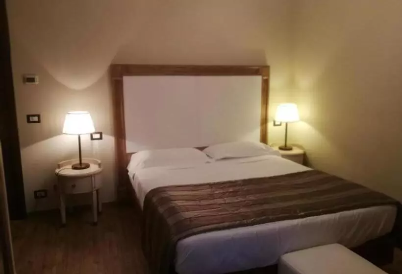 ベッドアンドブレックファースト Locanda Tre Frati