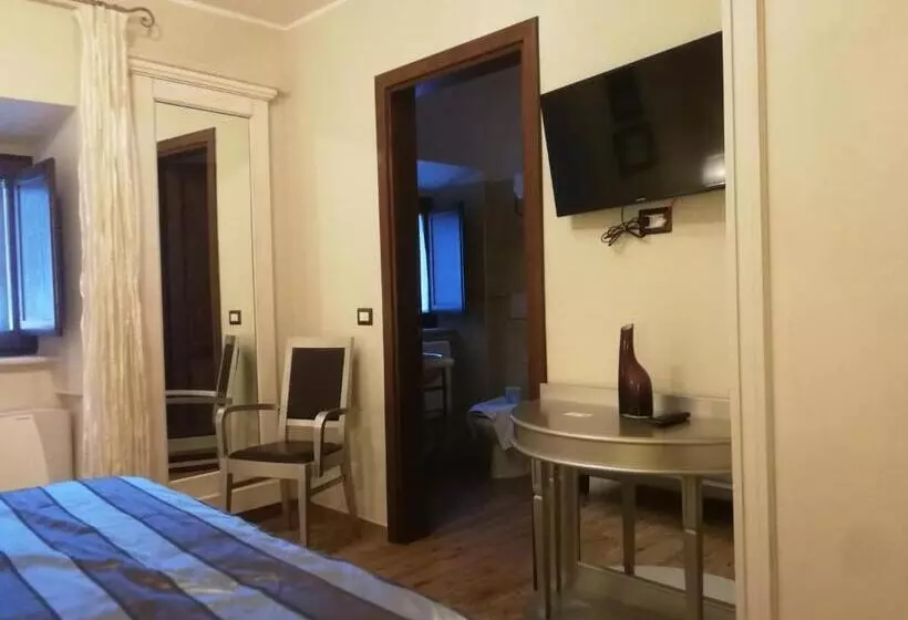 ベッドアンドブレックファースト Locanda Tre Frati