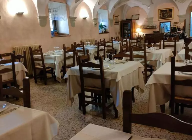 ベッドアンドブレックファースト Locanda Tre Frati