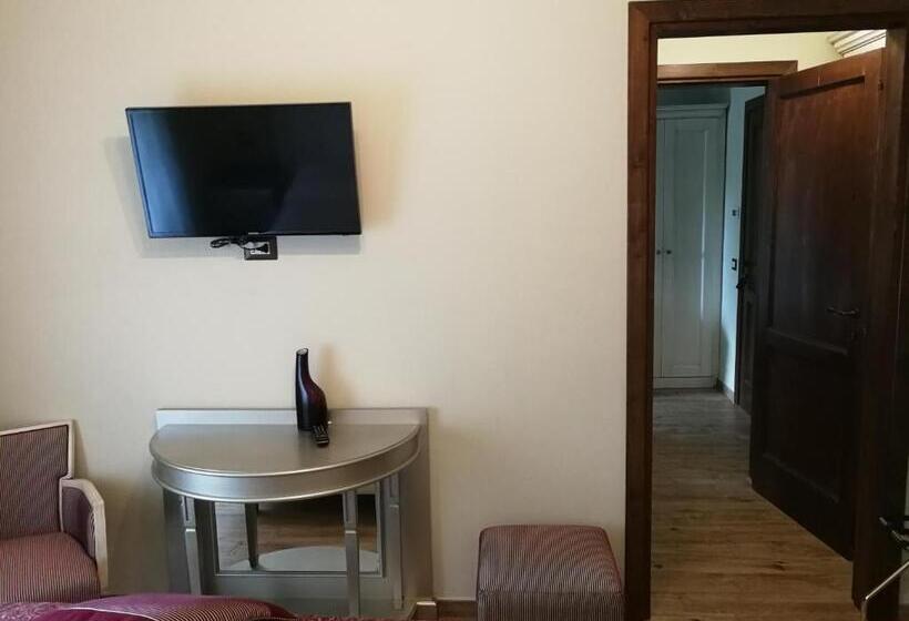 مبيت وإفطار Locanda Tre Frati