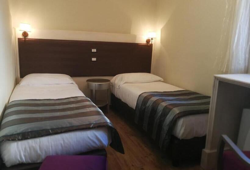 مبيت وإفطار Locanda Tre Frati