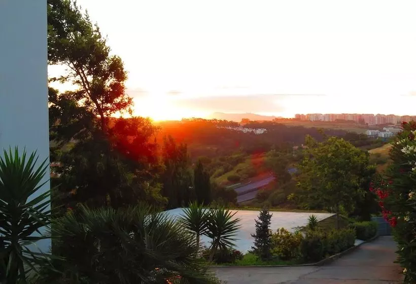 Hotelli Hilltop Oasis Lisboa Oeiras