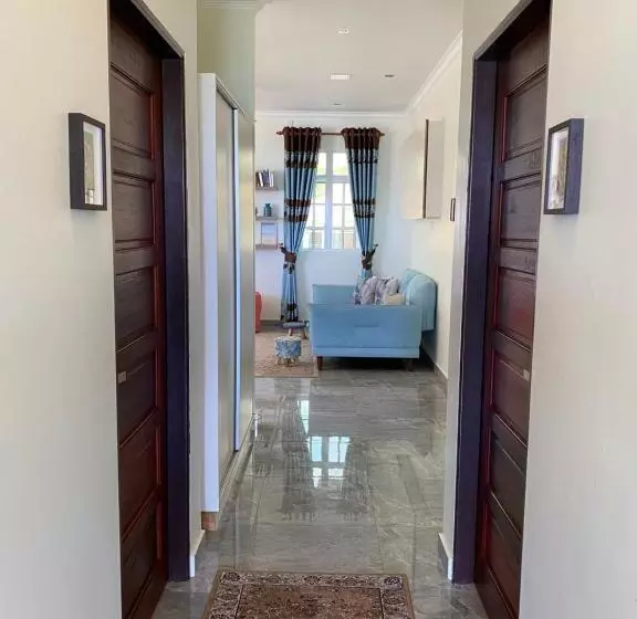 Aamiaismajoitus (B&B) Che Beach House