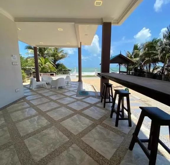 Aamiaismajoitus (B&B) Che Beach House