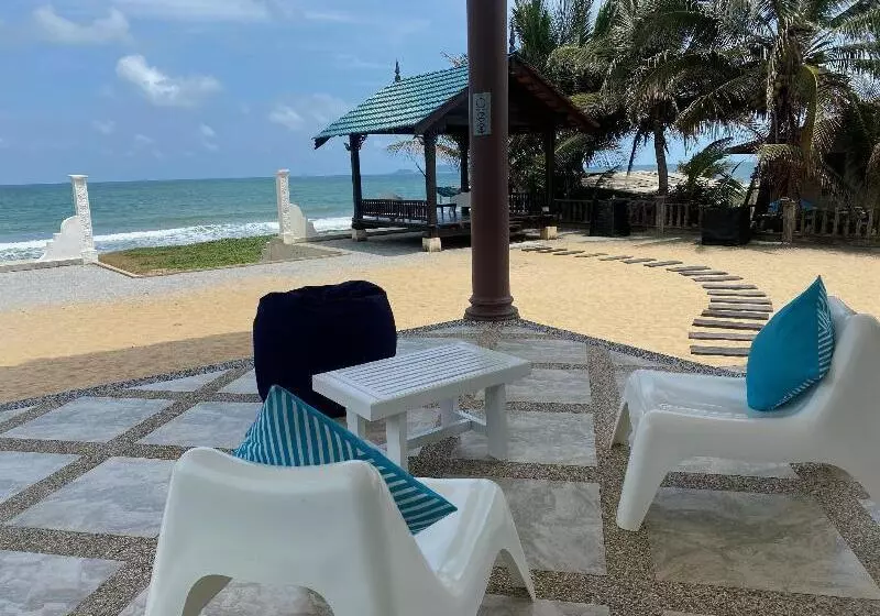 Aamiaismajoitus (B&B) Che Beach House